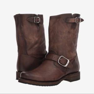 Frye Veronica Short Leather Boot Dark Brown
